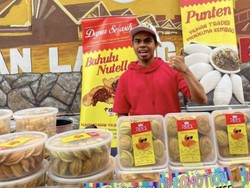 Mantan Atlet Panah Ini Jualan Punten Jawa, Sehari Ludes 40 Kg Beras