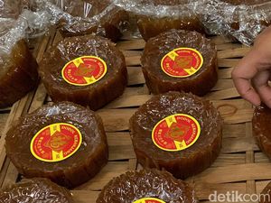Kue Keranjang Populer Saat Imlek, Apakah Halal Dimakan Muslim? Kue Keranjang Populer Saat Imlek, Apakah Halal Dimakan Muslim?