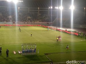 Moussa Bawa Persis Solo Unggul 1-0 dari Madura United di Babak Pertama