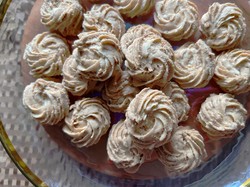 Resep Kue Semprit Gula Palem, Renyah Legit Untuk Suguhan Imlek