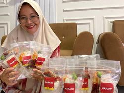 Resign dari Bank BUMN, Wanita Ini Banting Setir Jual Pangsit Beromzet Belasan Juta
