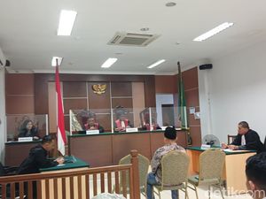 Caleg DPRD Kota Batam Divonis Bersalah Kampanye di Masjid, Ini Hukumannya Caleg DPRD Kota Batam Divonis Bersalah Kampanye di Masjid, Ini Hukumannya