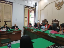 2 Terdakwa Kurir Bawa 133 Kg Ganja dari Aceh ke Medan Divonis Seumur Hidup
