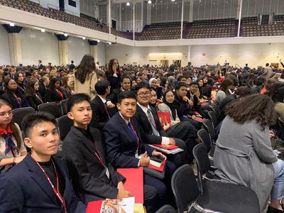 Potret Siswa-siswi SMAI 1 Al Azhar Jakarta di Harvard Model United Nation 2024