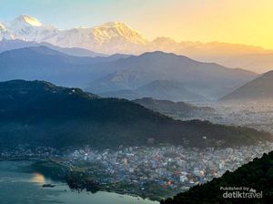 Seindah Ini Matahari Terbit di Sarangkot Nepal Seindah Ini Matahari Terbit di Sarangkot Nepal