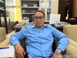 UNS Tegaskan Tak Ada Kerja Sama Pembayaran UKT-SPI dengan Danacita