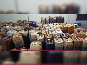 Tim Gabungan Polairud Polda Babel Amankan Kapal Bawa 3,5 Ton Solar Subsidi