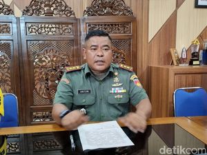 Penjelasan Dandim Gunungkidul soal Insiden Warga Bawa Spanduk Dekat Jokowi
