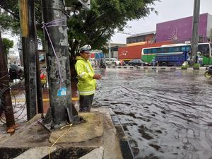 Ini 4 Titik Genangan di Jalanan Jakarta Utara Akibat Hujan Semalam