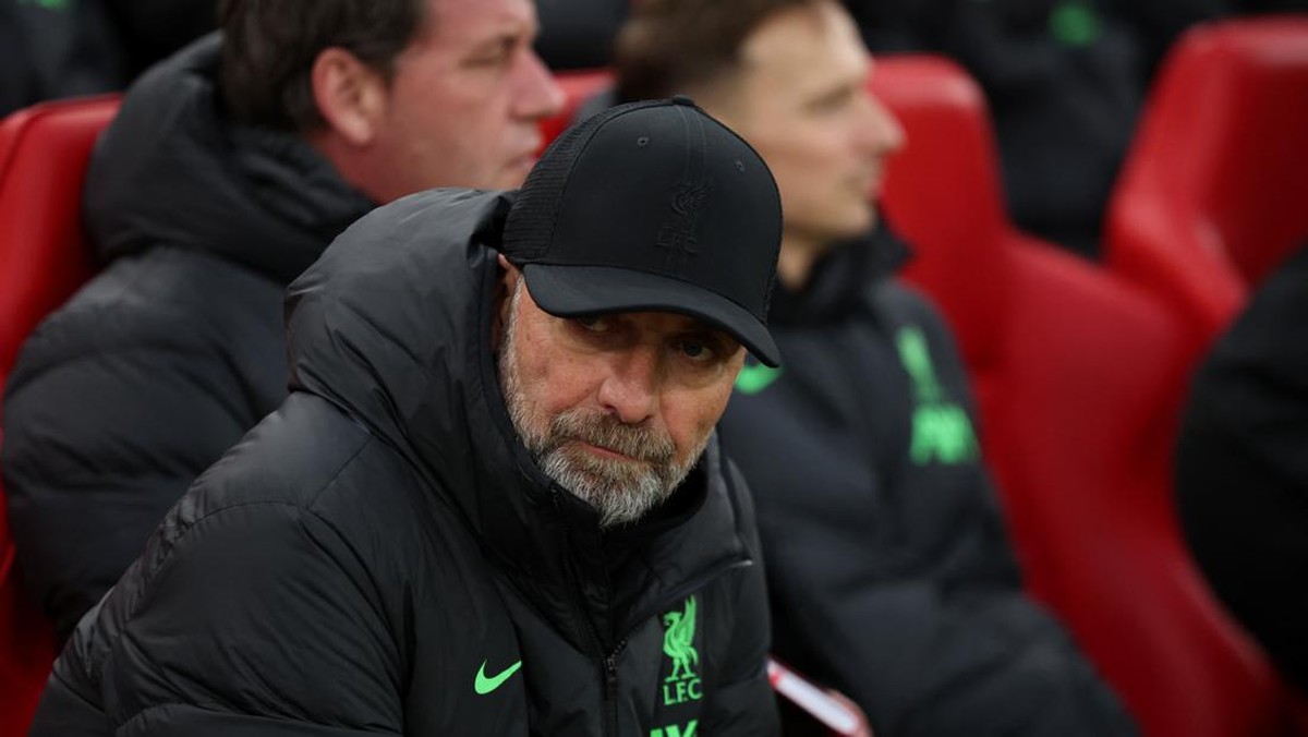 Juergen Klopp cuma bisa bangga pada pemain-pemain Liverpool. (Foto: REUTERS/PHIL NOBLE)