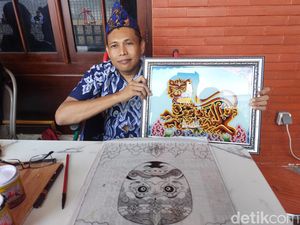 Kegundahan Seniman Lukis Kaca Cirebon yang Kehilangan Pasar Kegundahan Seniman Lukis Kaca Cirebon yang Kehilangan Pasar