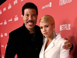 Punya Cucu Lagi, Lionel Richie Larang Sofia Richie Menamai Anaknya Ini