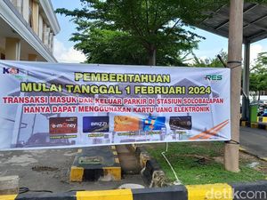 Parkir Stasiun Solo Balapan Harus Pakai Kartu Uang Elektronik Mulai 1 Februari Parkir Stasiun Solo Balapan Harus Pakai Kartu Uang Elektronik Mulai 1 Februari