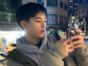 Pesona Adik Cha Eun Woo yang Diakui Lebih Tampan, Disebut Bak Aktor Cina Pesona Adik Cha Eun Woo yang Diakui Lebih Tampan, Disebut Bak Aktor Cina
