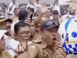 Viral Dirlantas Polda Metro Dikepung Massa Demo, Begini Kejadiannya