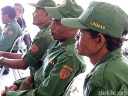 Cara Asep Hansip Bukan Kaleng-kaleng dari Tasik Menyambung Hidup