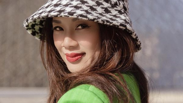 Potret Viral Wanita 50 Tahun Imut Dikira Usia 20, Bagikan Rahasia Cantik