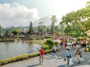 Presiden Jokowi Resmi Bikin Dana Pariwisata Rp 2 T, Apa Kata Pakar? Presiden Jokowi Resmi Bikin Dana Pariwisata Rp 2 T, Apa Kata Pakar?