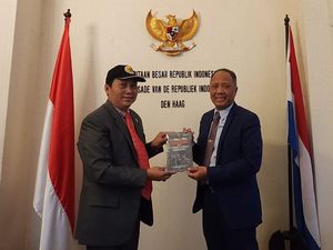 Kompolnas Beri Para Dubes RI Buku Karya Irjen Dedi soal Radikalisme Terorisme