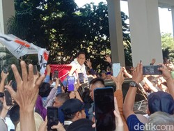 Duduk Perkara Pintu VIP Kualanamu Terkunci saat Anies Tiba dan Hardikan Edy