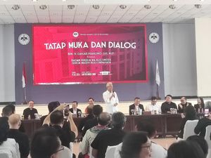 Ganjar: Jangan Ajari soal Rasa lapar, tapi Ajari Kami Moral dan Etik