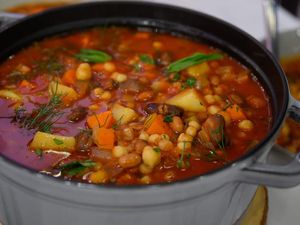 Ini Makanan dan Minuman Favorit Keluarga Paling Panjang Umur di Dunia Ini Makanan dan Minuman Favorit Keluarga Paling Panjang Umur di Dunia