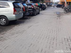 Jalan Pasar Pringgan yang Rusak Kini Sudah Mulus, Warga Gembira! Jalan Pasar Pringgan yang Rusak Kini Sudah Mulus, Warga Gembira!