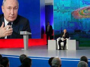 Jelang Pemilu Rusia, Kalau Bukan Putin, Siapa Lagi?