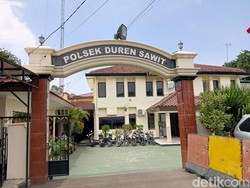 Polisi Cek CCTV Kolam Renang TKP Anak Tamara Tyasmara Meninggal Tenggelam