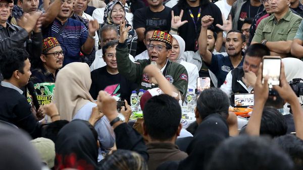 Momen Mahfud Nyatakan Akan Mundur dari Menko Polhukam