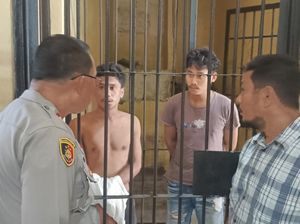 Polisi Tetapkan 4 Mahasiswa Jadi Tersangka Saat Kericuhan di Kupang Polisi Tetapkan 4 Mahasiswa Jadi Tersangka Saat Kericuhan di Kupang
