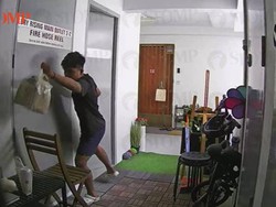 Kacau! Seorang Pria Terekam CCTV Mencuri Makanan Tetangganya