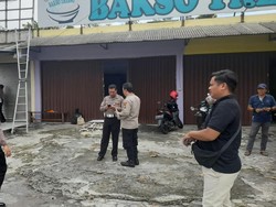 Tersangkut Jaringan Listrik saat Perbaiki Atap Ruko, Pria di Banguntapan Tewas