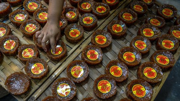 Intip Usaha Dodol Keranjang Sejak 1940, Laku 5.000 Potong/Hari