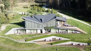 8 Potret Rumah Rahasia Vladimir Putin, Tempat Memadu Kasih dengan Pacar