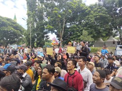 Warga Terdampak Pembangunan Waduk Karian di Lebak Demo Tuntut Ganti Rugi