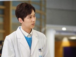 Yoon Jong Hoon The Penthouse Nikahi Han Eun Seo, Cinlok dari Lokasi Syuting