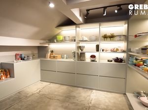 Di Rumah dr. Tompi Ada Restoran hingga Ruang Koleksi Panci ala Toko!