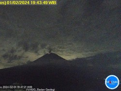 Semeru Erupsi 4 Kali dalam Sehari, Keluarkan Abu 500 hingga 1.000 Meter