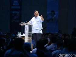 Kelakar Prabowo di HUT Gerindra: Bicara Bangsa Kok 4 Menit, Sorry Ye!