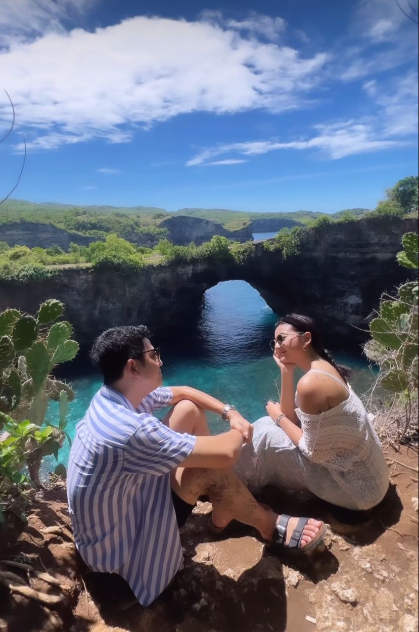Glenca Chysara dan Rendi John