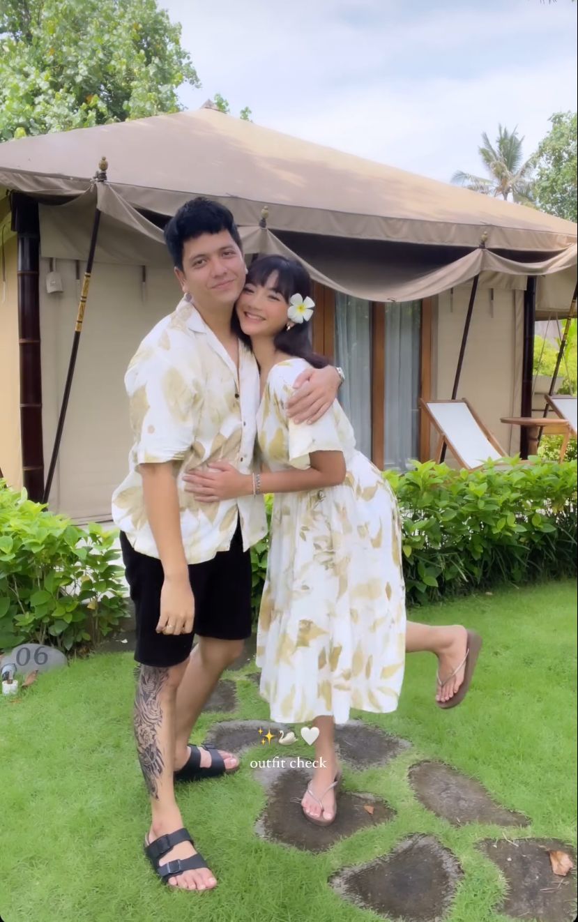 Glenca Chysara dan Rendi John