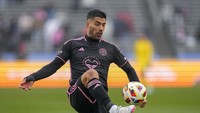 Inter Miami jalani laga uji coba bertajuk Riyadh Season Cup dengan hadapi Al Hilal dan Al Nassr. Para pemain bintangnya ikutan, termasuk Lionel Messi dan pemain barunya Luis Suarez (AP)