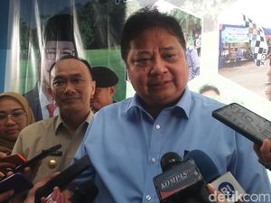 Respons Airlangga soal Politisasi Bansos: Tiap Tahun Emang Pemilu? Respons Airlangga soal Politisasi Bansos: Tiap Tahun Emang Pemilu?