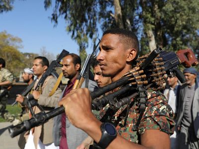 Penampilan Sangar Pejuang Baru Houthi dalam Parade Dukung Palestina