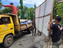 2.459 Alat Peraga Kampanye di Ponorogo Ditertibkan