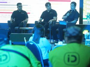 Pengembangan Layanan Pengiriman Barang untuk Dukung UMKM Pengembangan Layanan Pengiriman Barang untuk Dukung UMKM