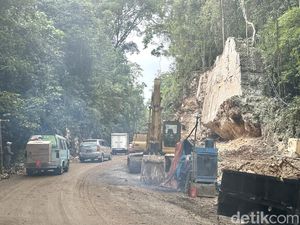 Jalan Poros Maros-Bone di Camba Tutup Total 25 Maret, Catat Jamnya! Jalan Poros Maros-Bone di Camba Tutup Total 25 Maret, Catat Jamnya!