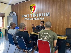 Tilap 30 Sepatu Bermerek di Pabrik, 3 Karyawan PT SCI Salatiga Ditangkap