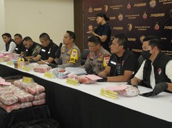 Sebulan Operasi, Polres Jakbar Sita 27,5 Kg Sabu-18 Ribu Butir Ekstasi